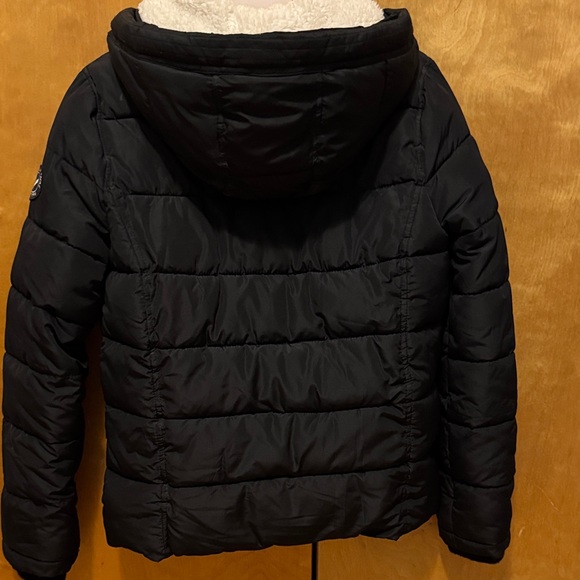 American Eagle Outfitters Quilted Black Puffer Jacket - Picture 4 of 4